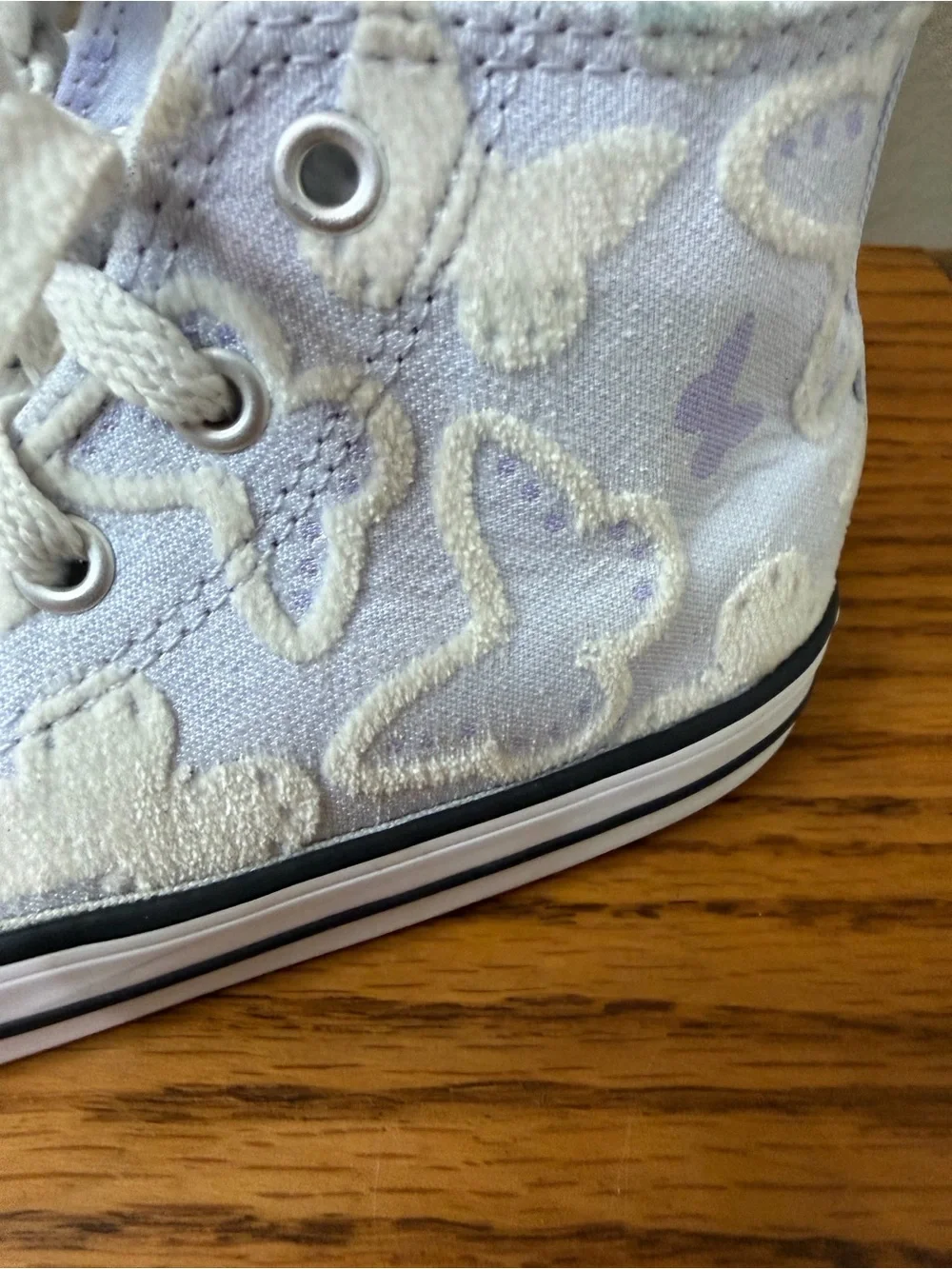 Converse Kids High-Top Sneakers in Light purple and White Floral